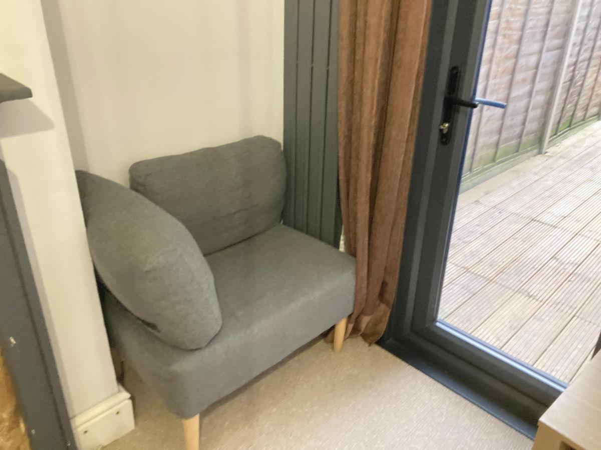 Cozy Private Room Londen Buitenkant foto